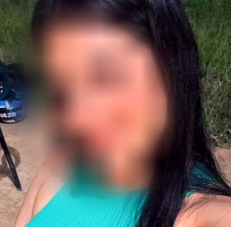 Carina, 20