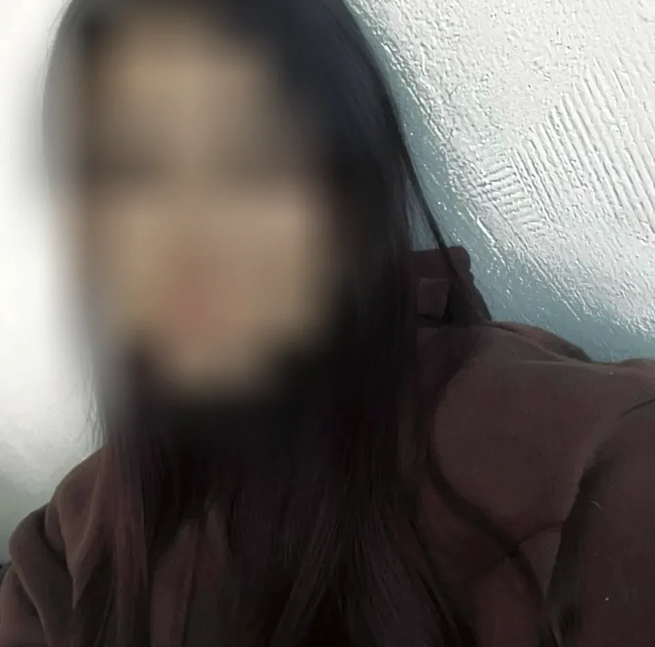 Helena, 21