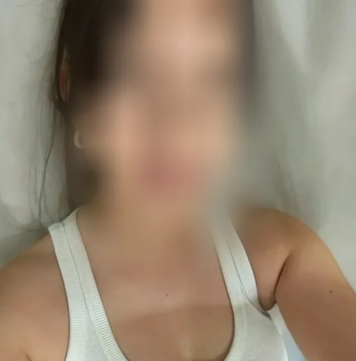 Maja, 26