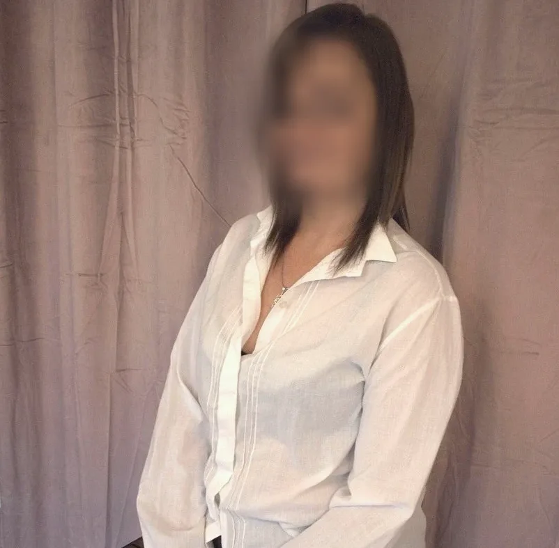 Özlem, 38